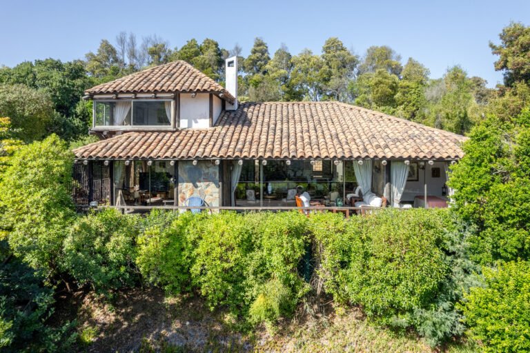 Cómo comprar una casa usada con subsidio en Chile paso a paso 1 casa acogedora con llave y mapa chile