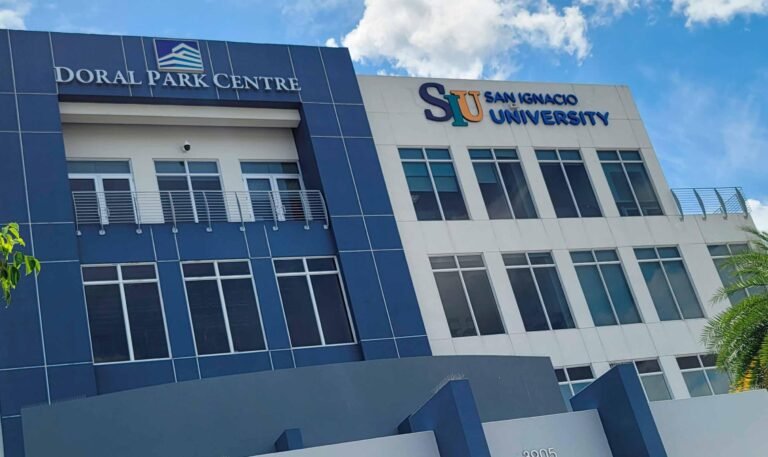 Cuáles son las características del Colegio San Ignacio en Los Ángeles