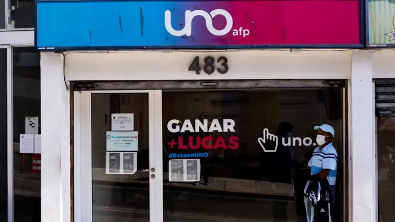 Cómo Contactar y Consultar AFP UNO en Viña del Mar