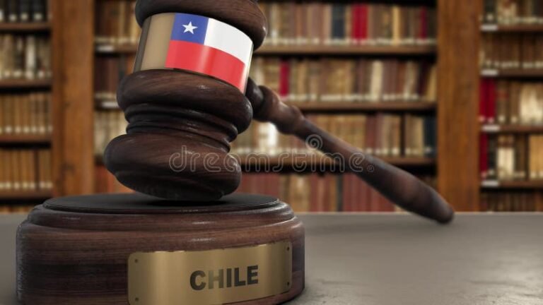 Qué significa «Me reservo el derecho a demandar» en Chile